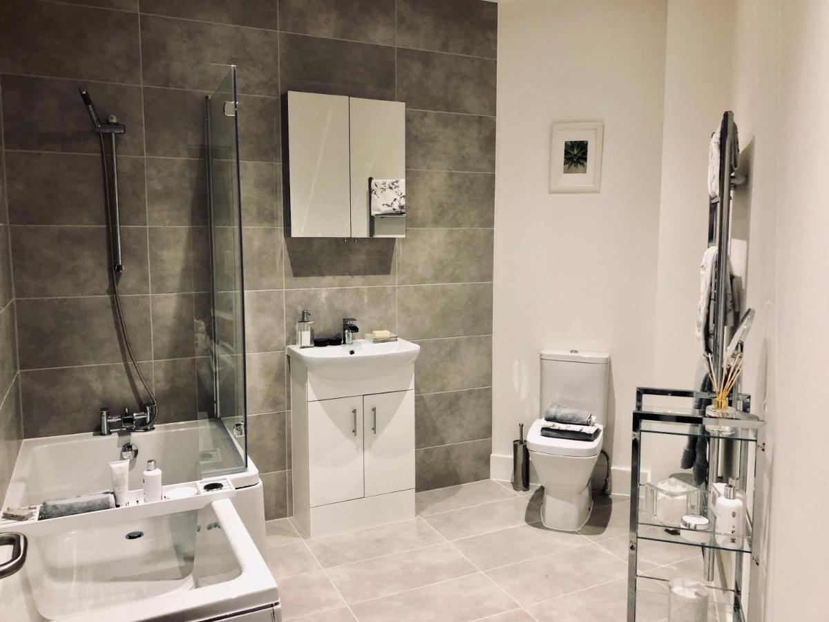 Snapos Luxury Serviced Apartment - Meridian House Бедфорд Екстер'єр фото