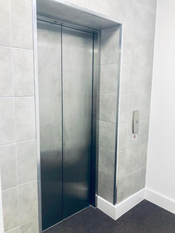 Snapos Luxury Serviced Apartment - Meridian House Бедфорд Екстер'єр фото
