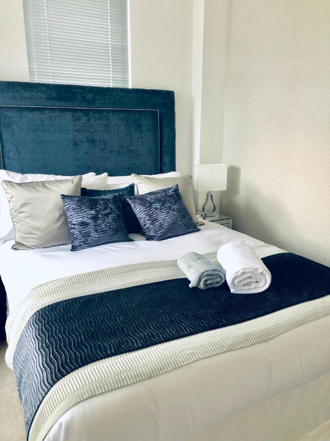 Snapos Luxury Serviced Apartment - Meridian House Бедфорд Екстер'єр фото