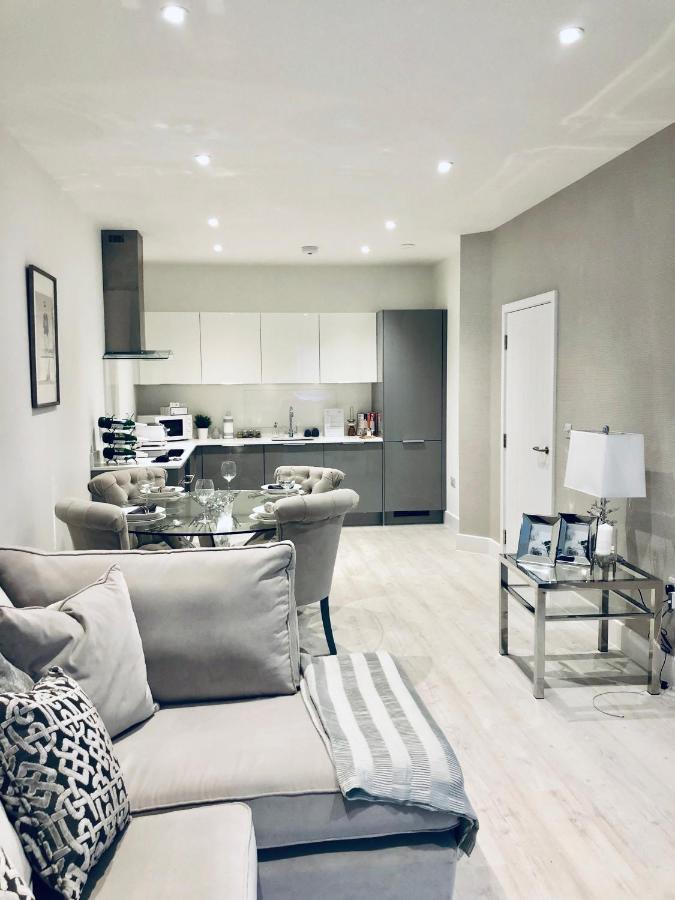 Snapos Luxury Serviced Apartment - Meridian House Бедфорд Екстер'єр фото