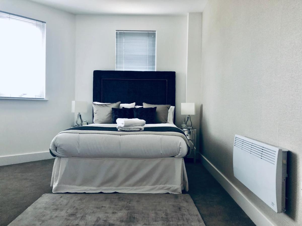 Snapos Luxury Serviced Apartment - Meridian House Бедфорд Екстер'єр фото